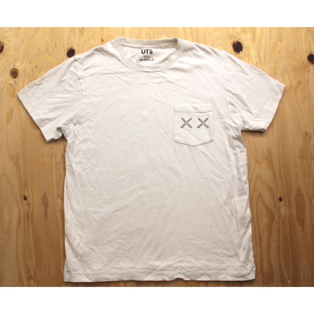 Uniqlo UT KAWS Pocket T-Shirt Mens Small White XX Embroidered Graphic Tee